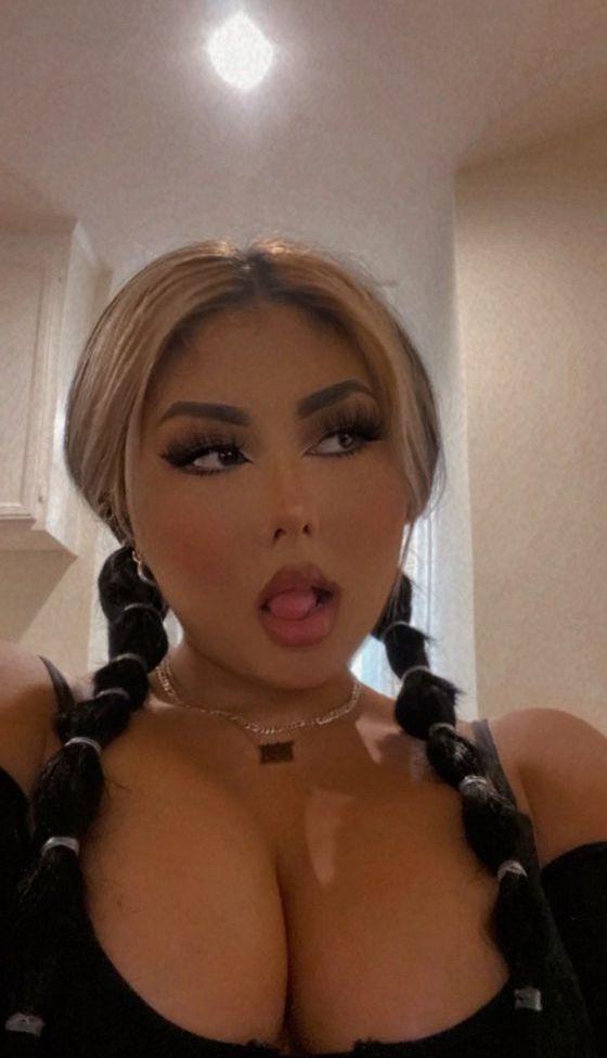 11P ItsAshleyAp nude