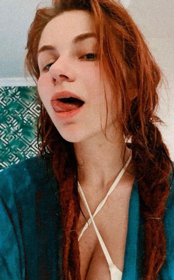 25P Nancy Novikova nude