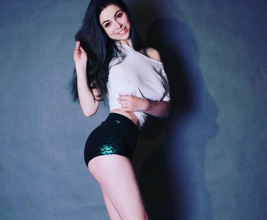25P Nancy Novikova nude
