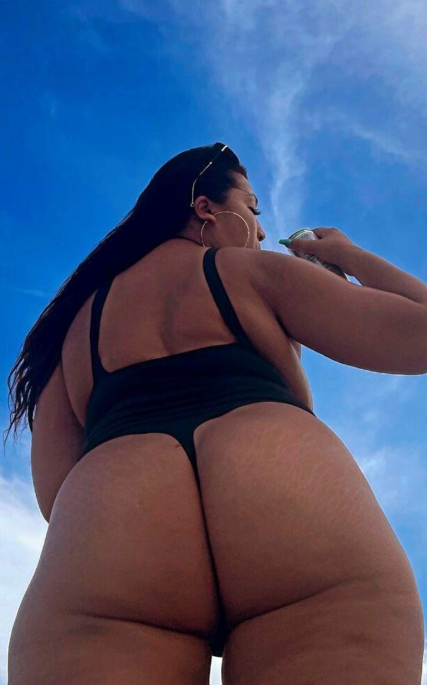 25P Aziastar nude