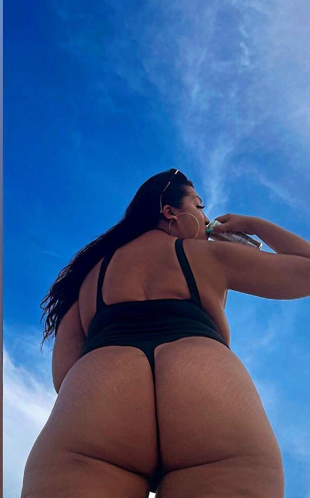 25P Aziastar nude