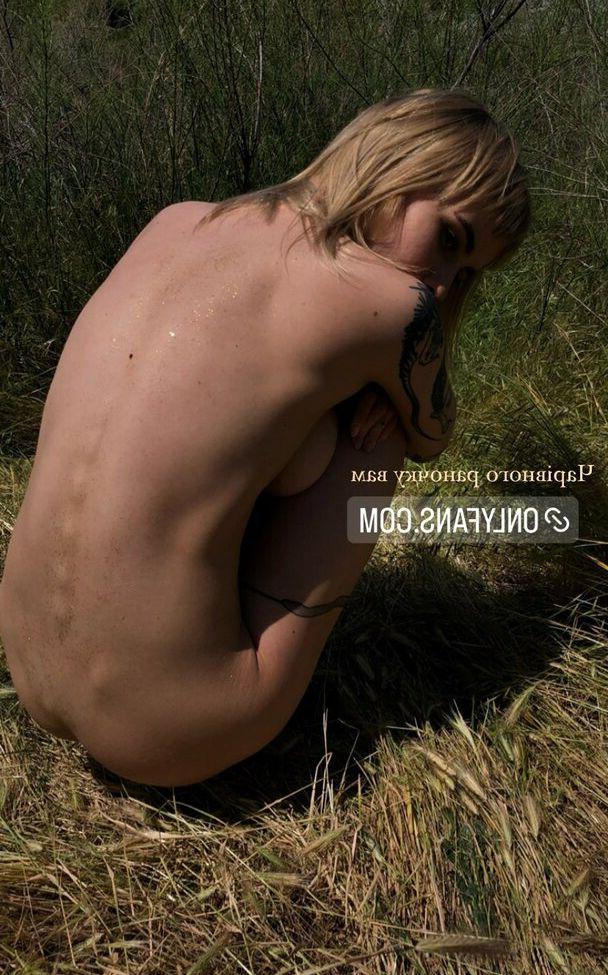 7P Eva_Mariya nude