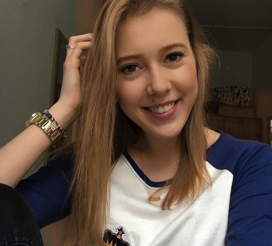 9P Reddituser6969-6969 nude