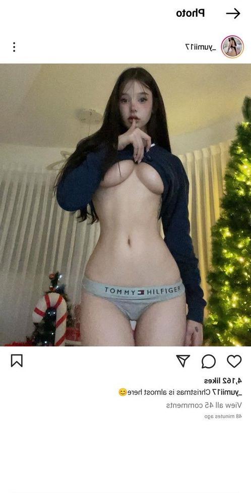 15P Aline Borinsky nude
