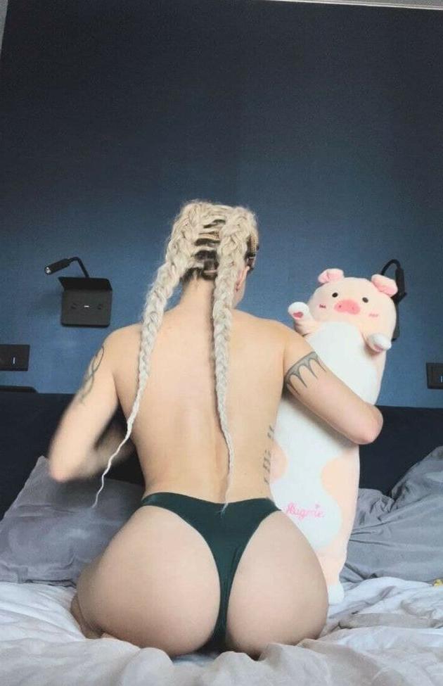 25P Sorabi nude