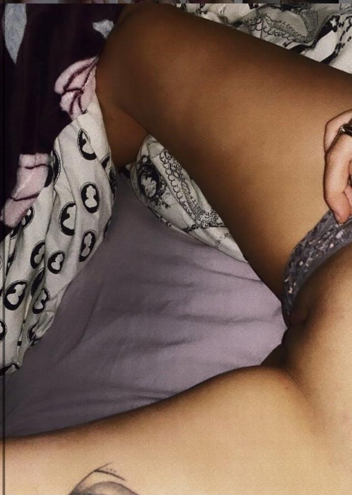 25P Cole0202971 nude