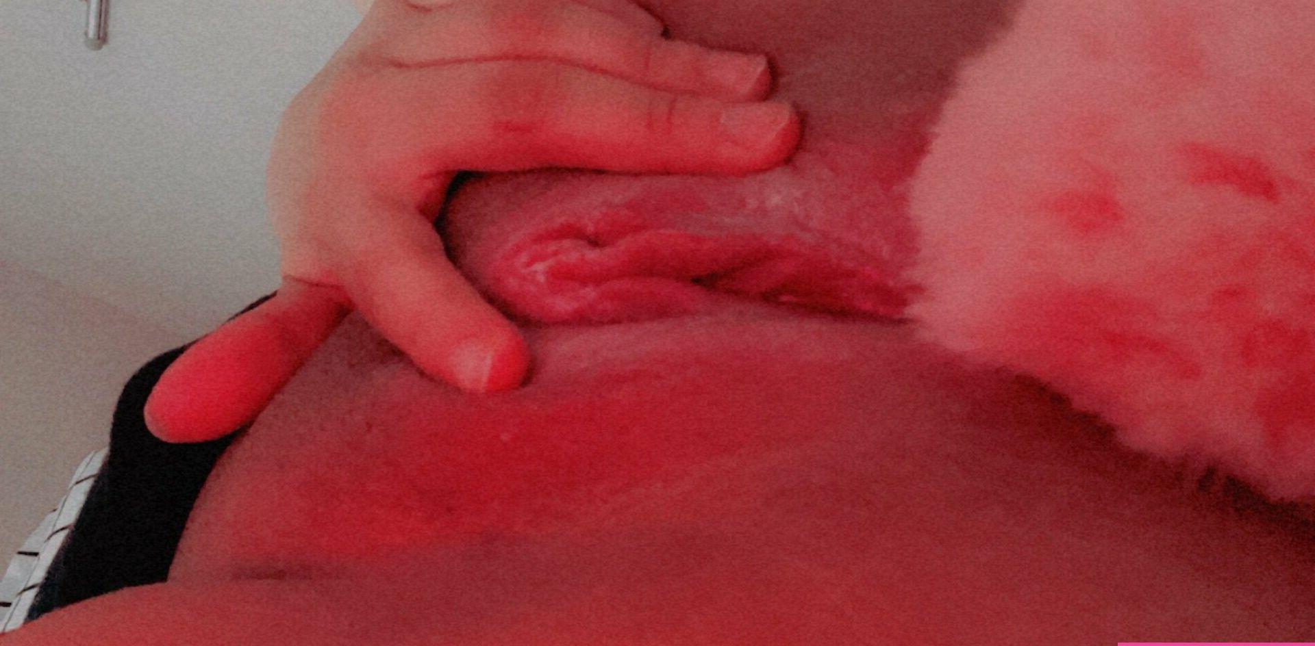 11P Awianna nude