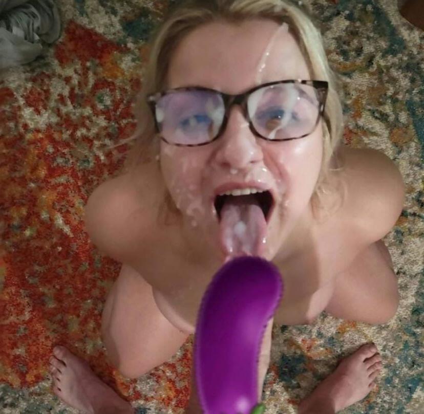 17P Abbysoutside nude
