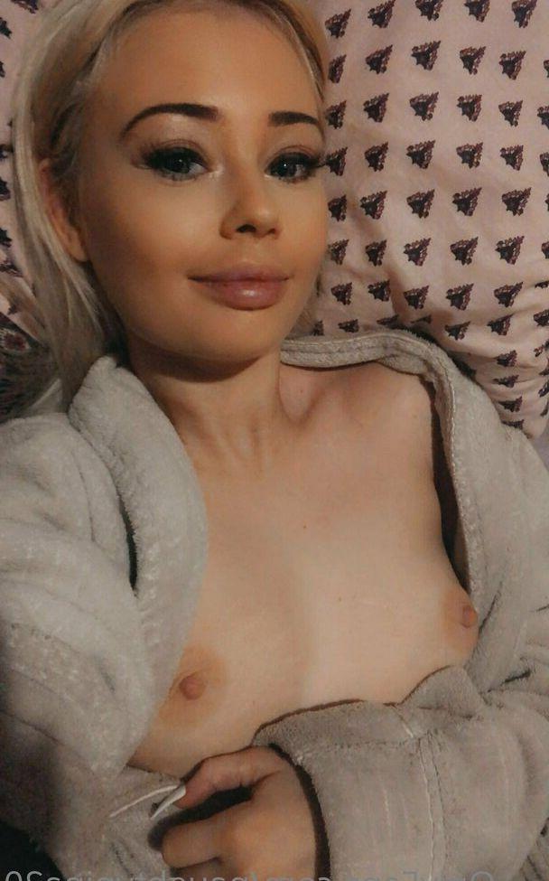 25P Naughtynina20 nude