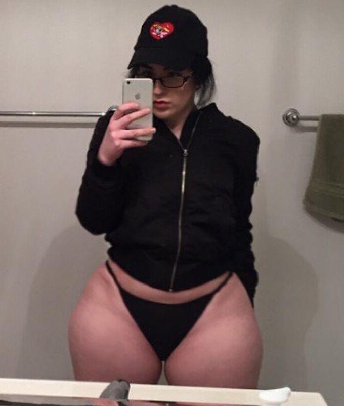 25P Sadgalbri nude