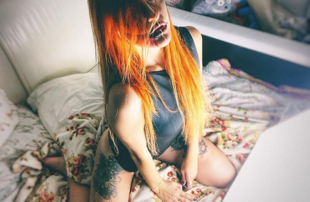 4P Annie_foxx nude