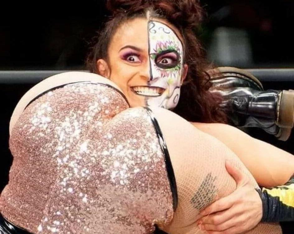 25P Thunder Rosa nude