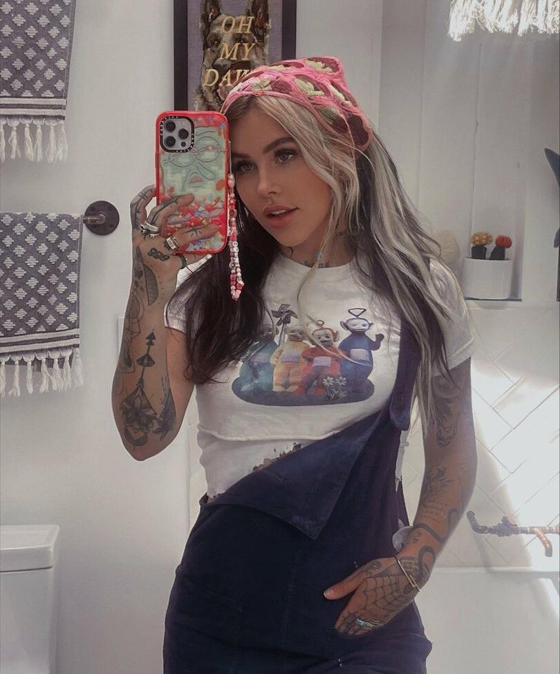 25P Craysounds nude