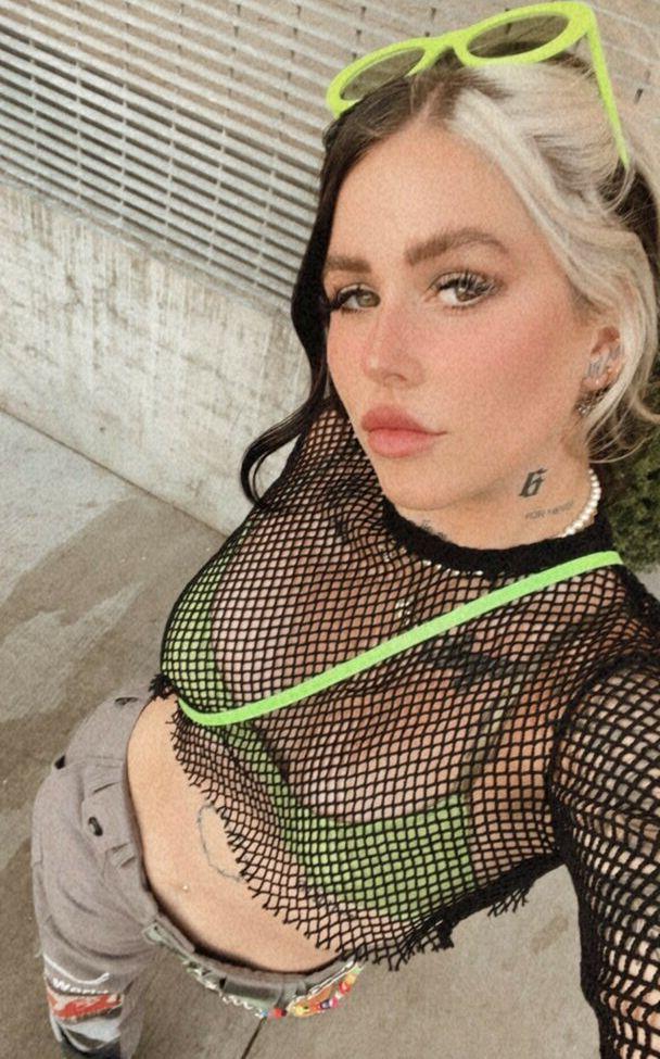 25P Craysounds nude