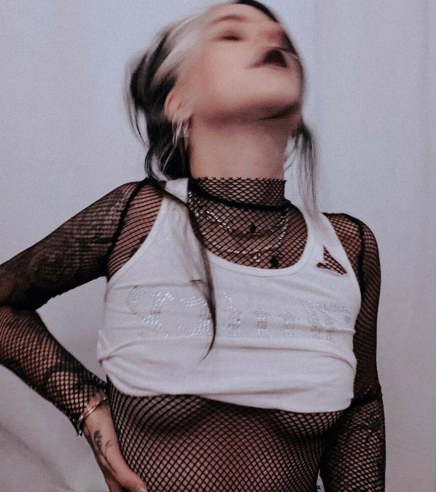 25P Craysounds nude