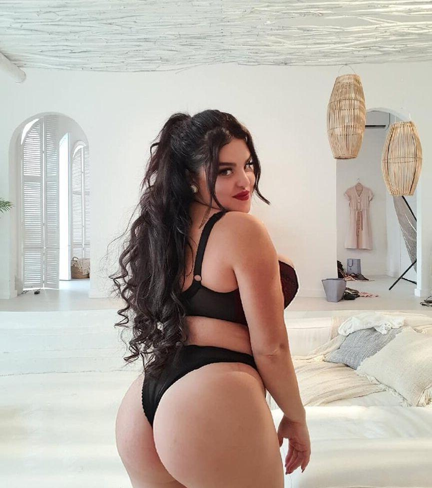 25P Anna Sivona nude