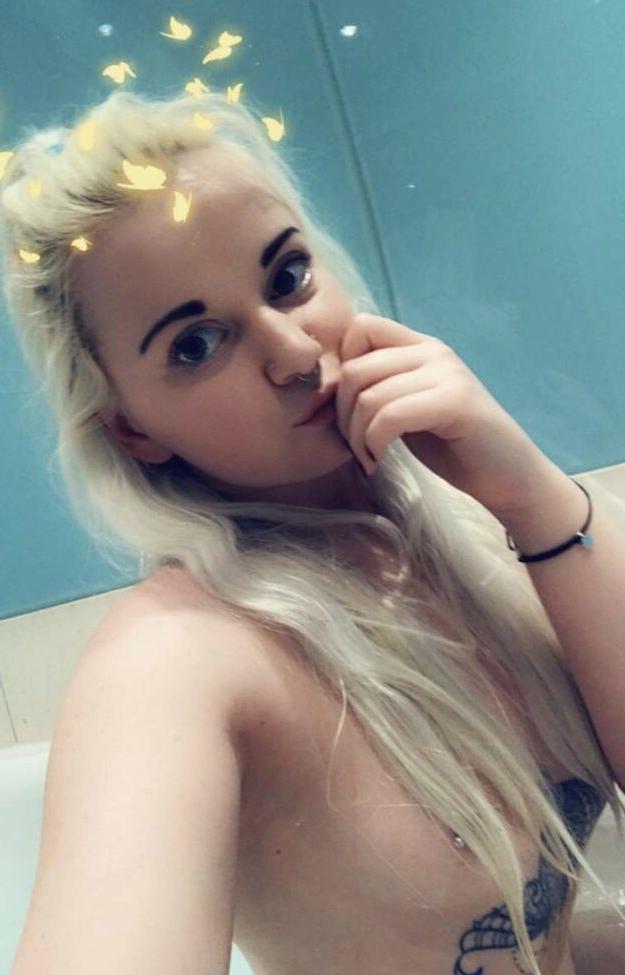 25P Vamparie nude