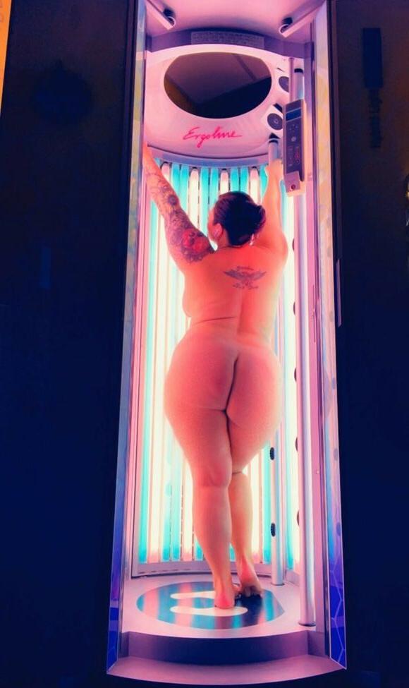 25P Andrea Zendejas nude