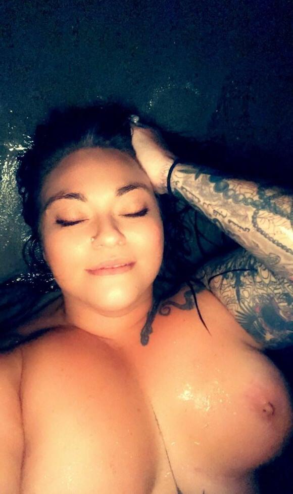 25P Andrea Zendejas nude