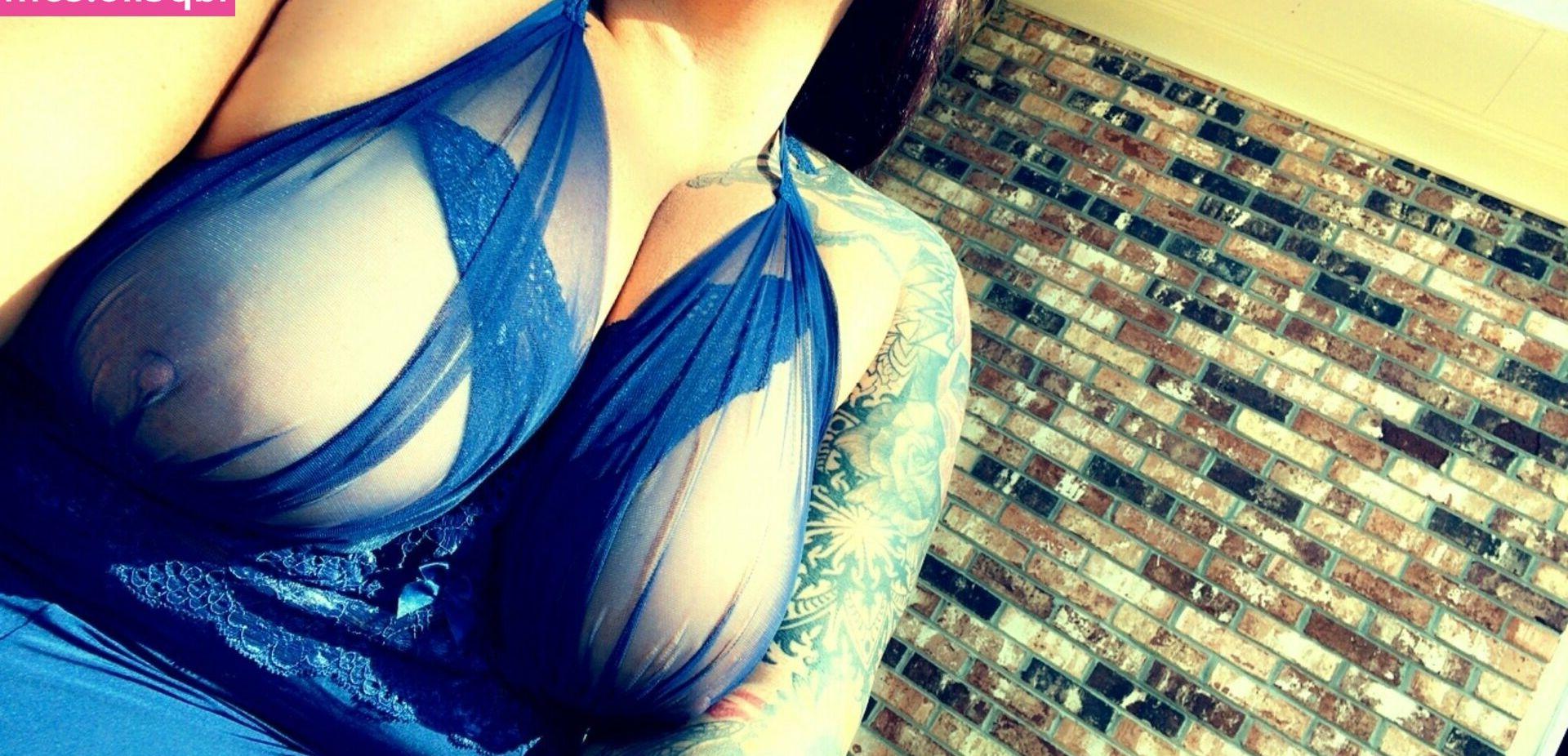 25P Andrea Zendejas nude