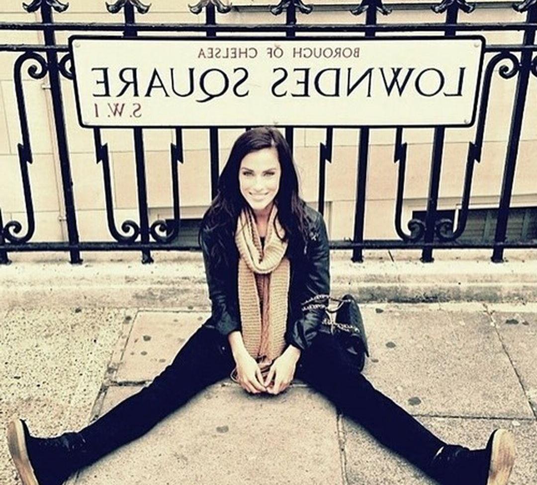 25P Jessica Lowndes nude