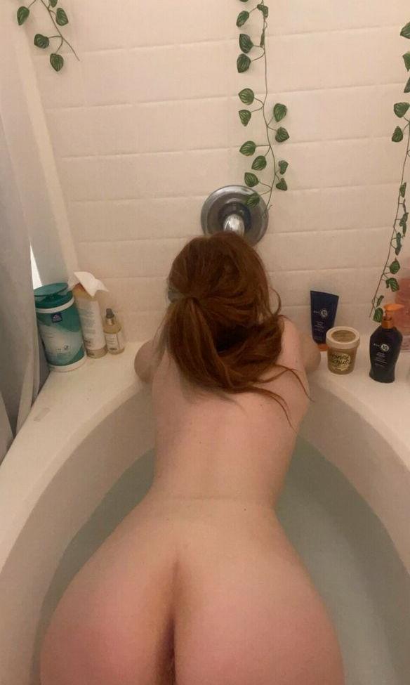 17P Eevee Nicole Davis nude