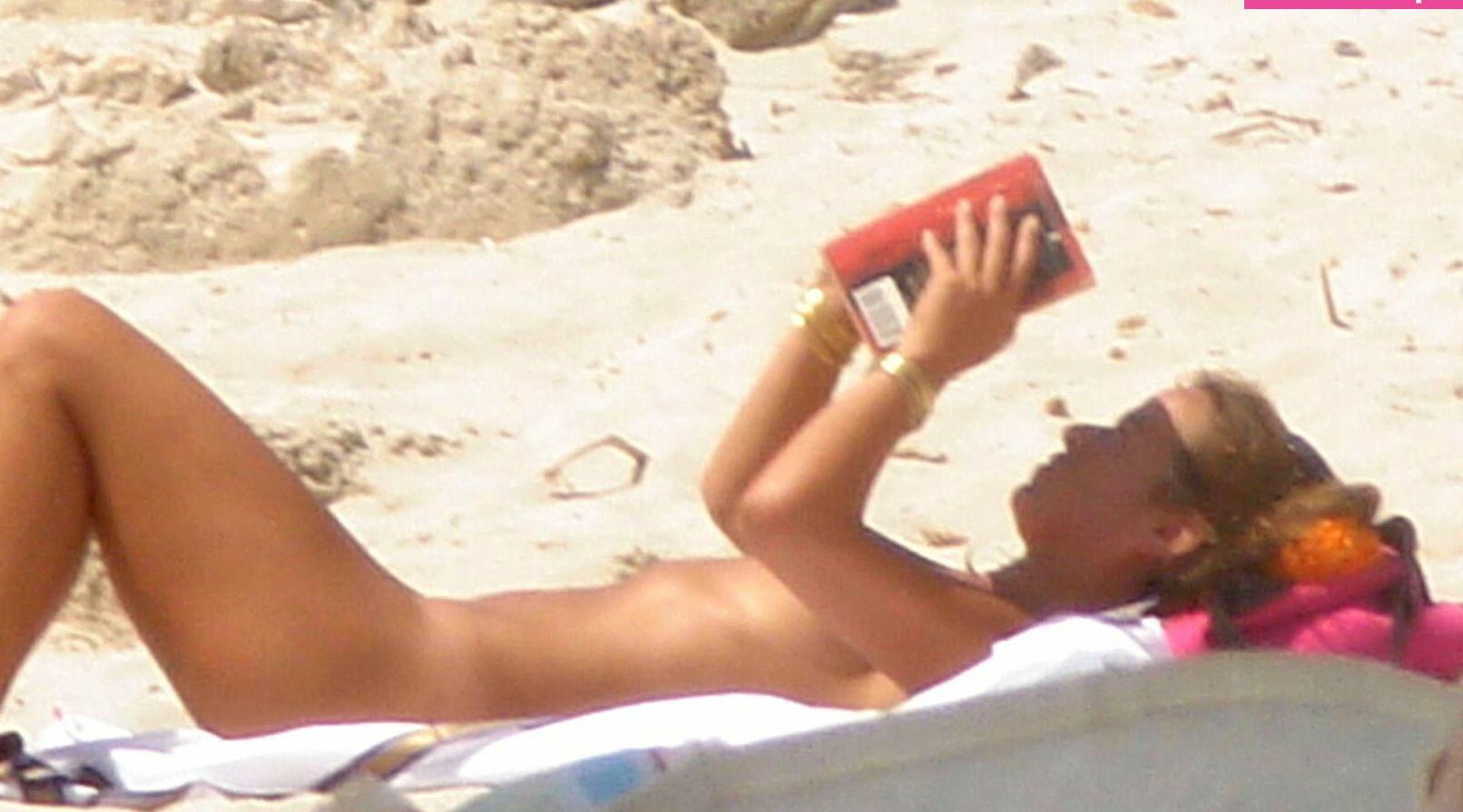 21P Jade Jagger nude