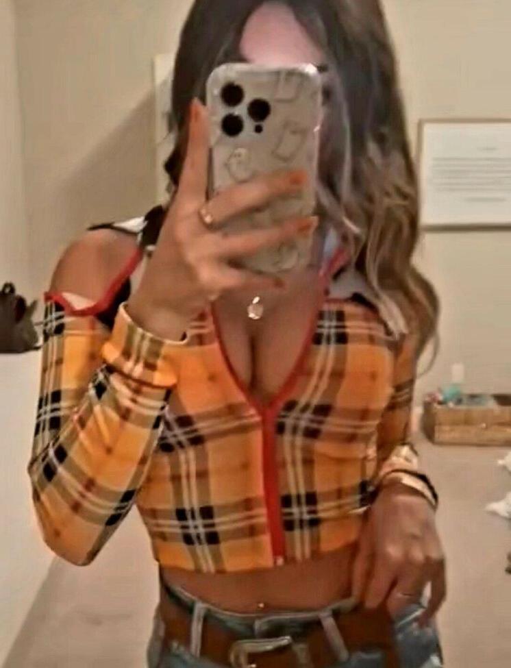9P Steph Pappas nude