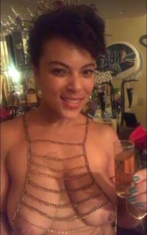 25P MzSadie nude