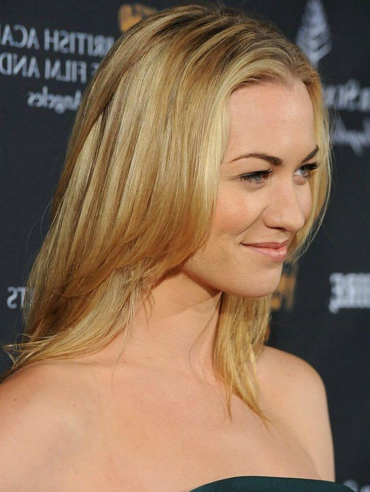 25P Yvonne Strahovski nude