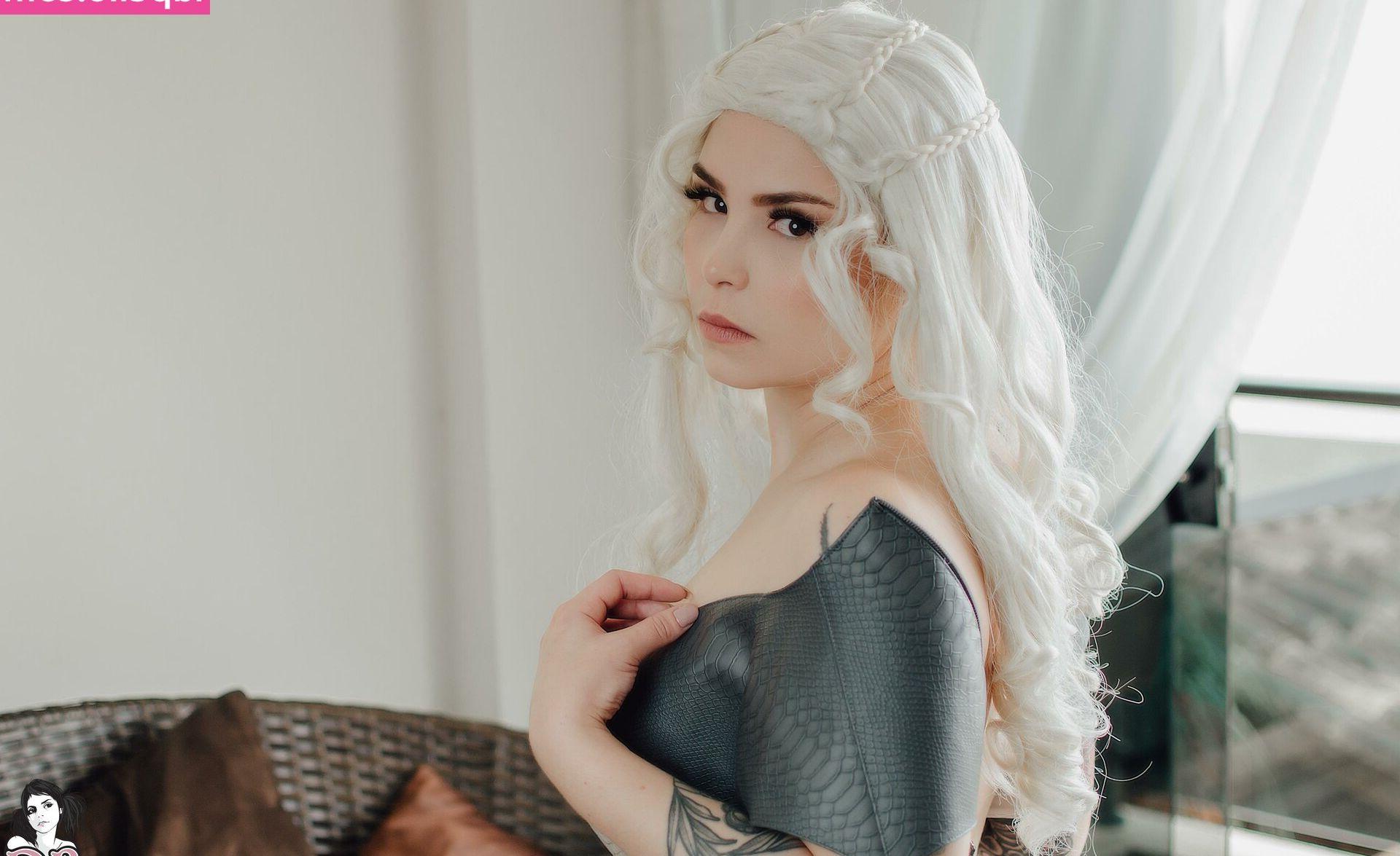 16P Kinka Suicide nude