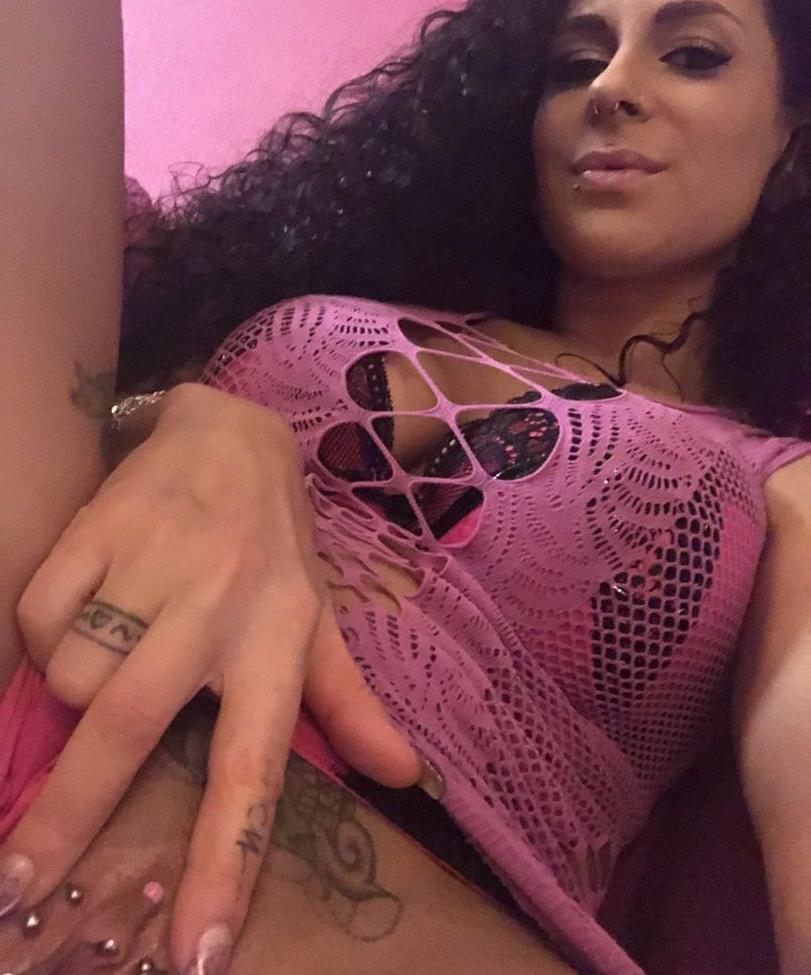 25P Mara Martinez nude