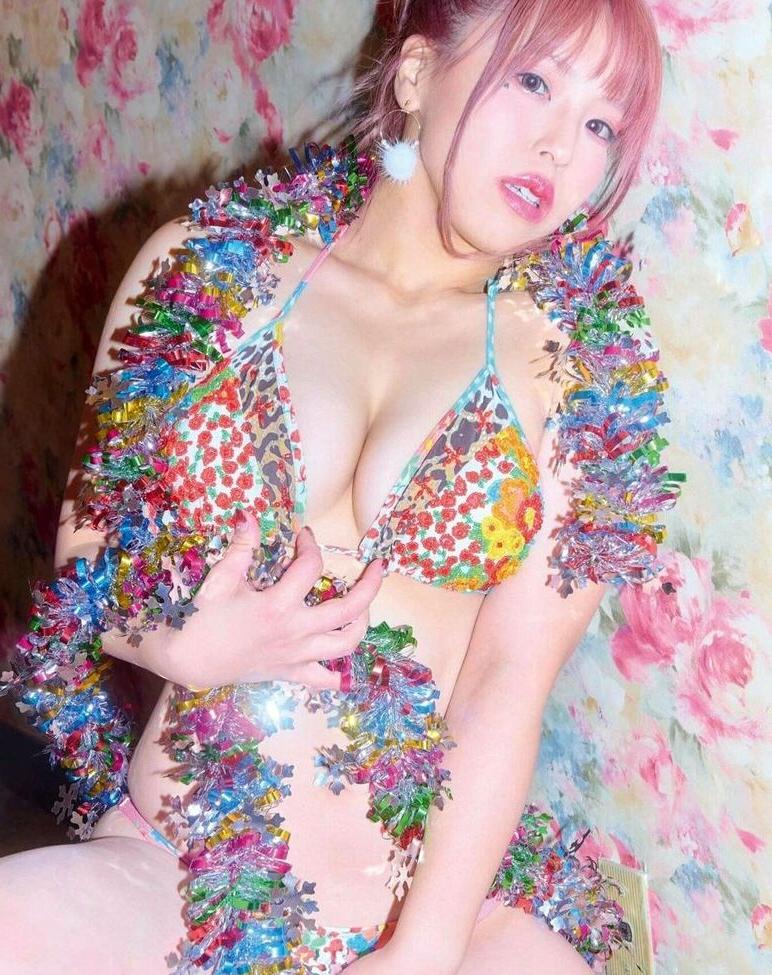 24P Mina Shirakawa nude