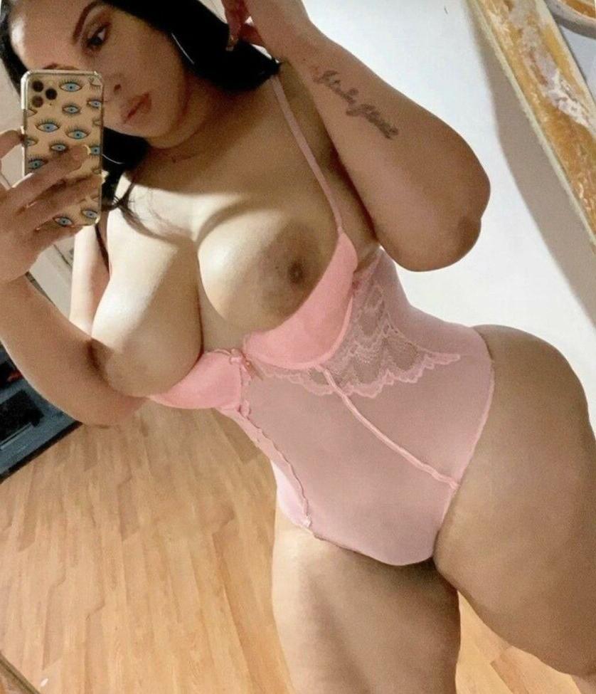 7P Kaemichelle nude