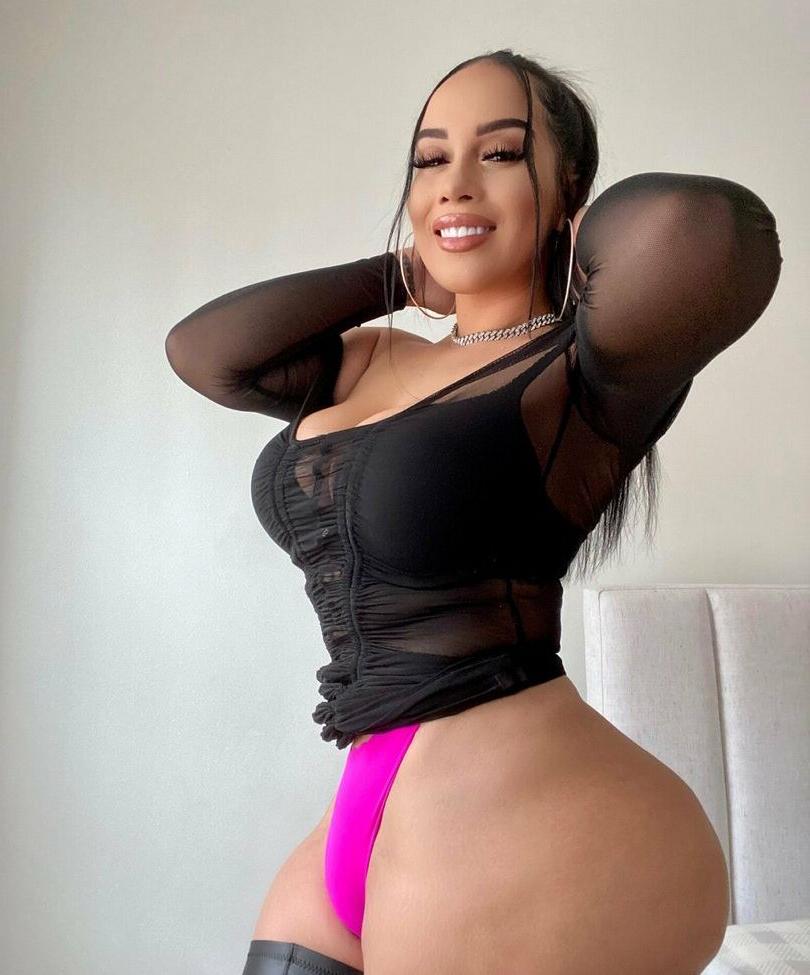 7P Kaemichelle nude