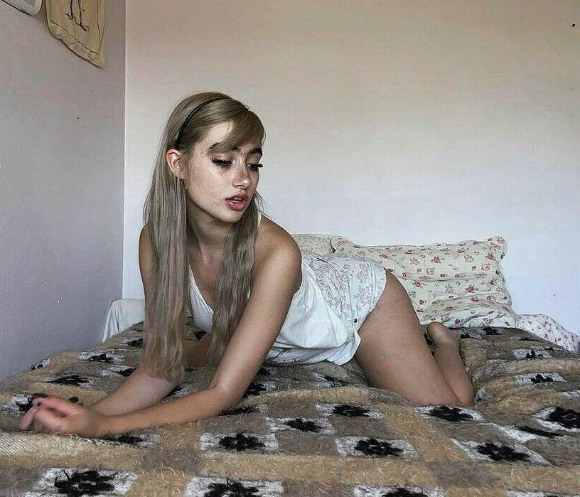 25P Delilah Delilahraige nude