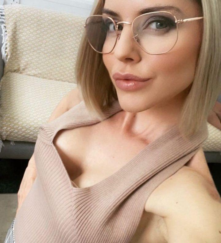 25P Stephanie Waring nude