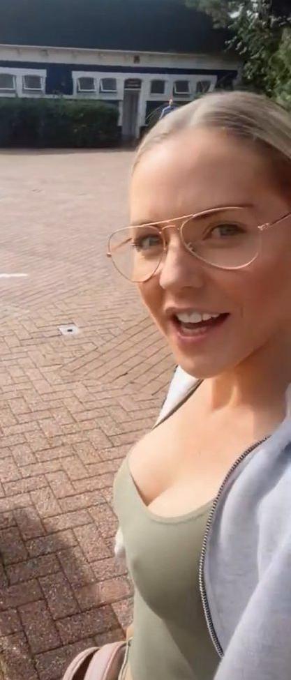 25P Stephanie Waring nude