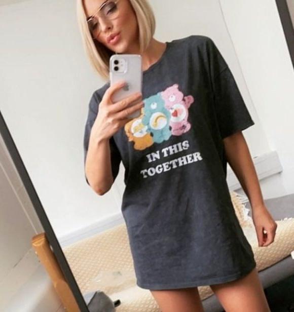 25P Stephanie Waring nude