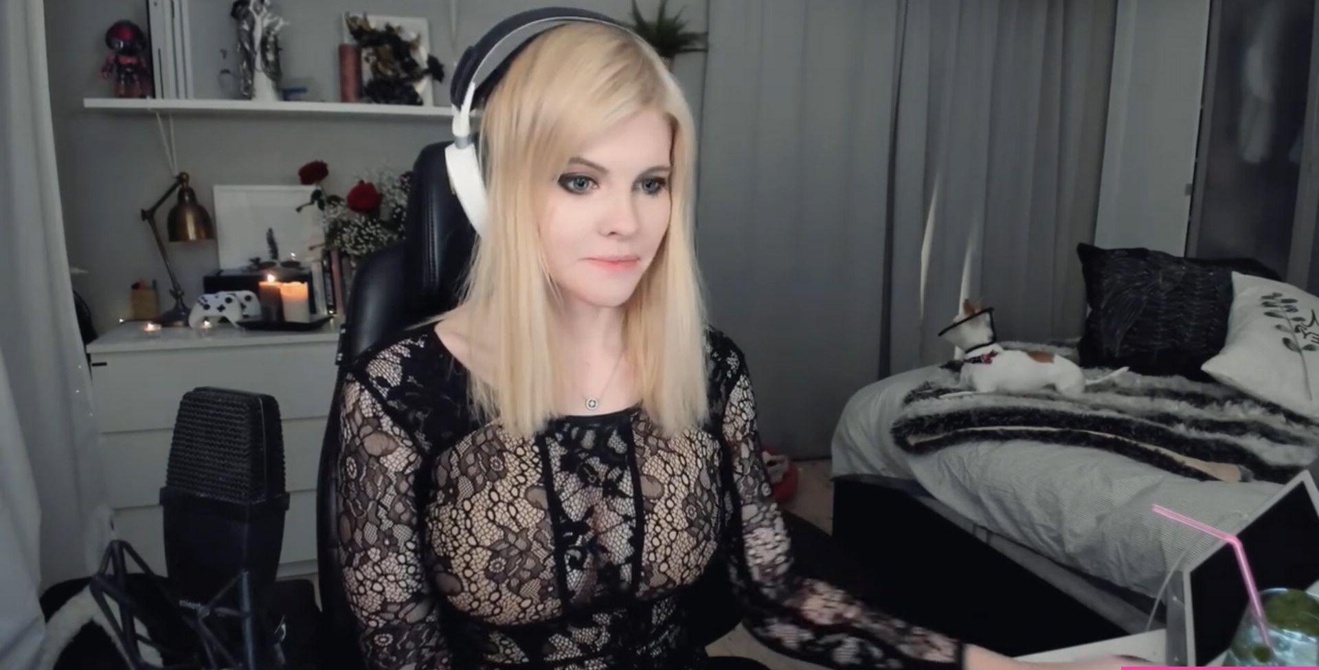 19P Swebliss nude