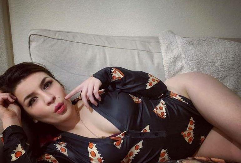 25P Kat Gunn nude