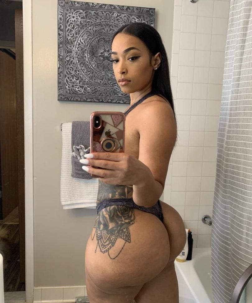 25P Robyn Banks nude