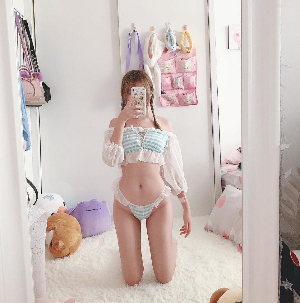 25P Akaei Ray nude