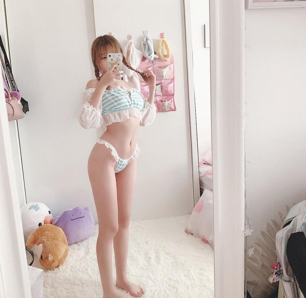 25P Akaei Ray nude