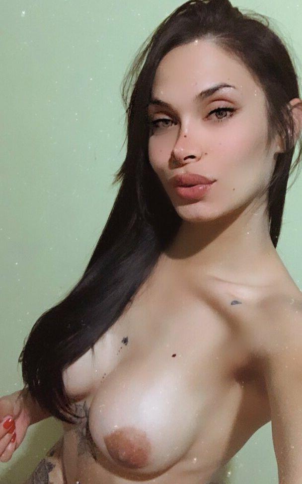 25P Mariana De Castro nude