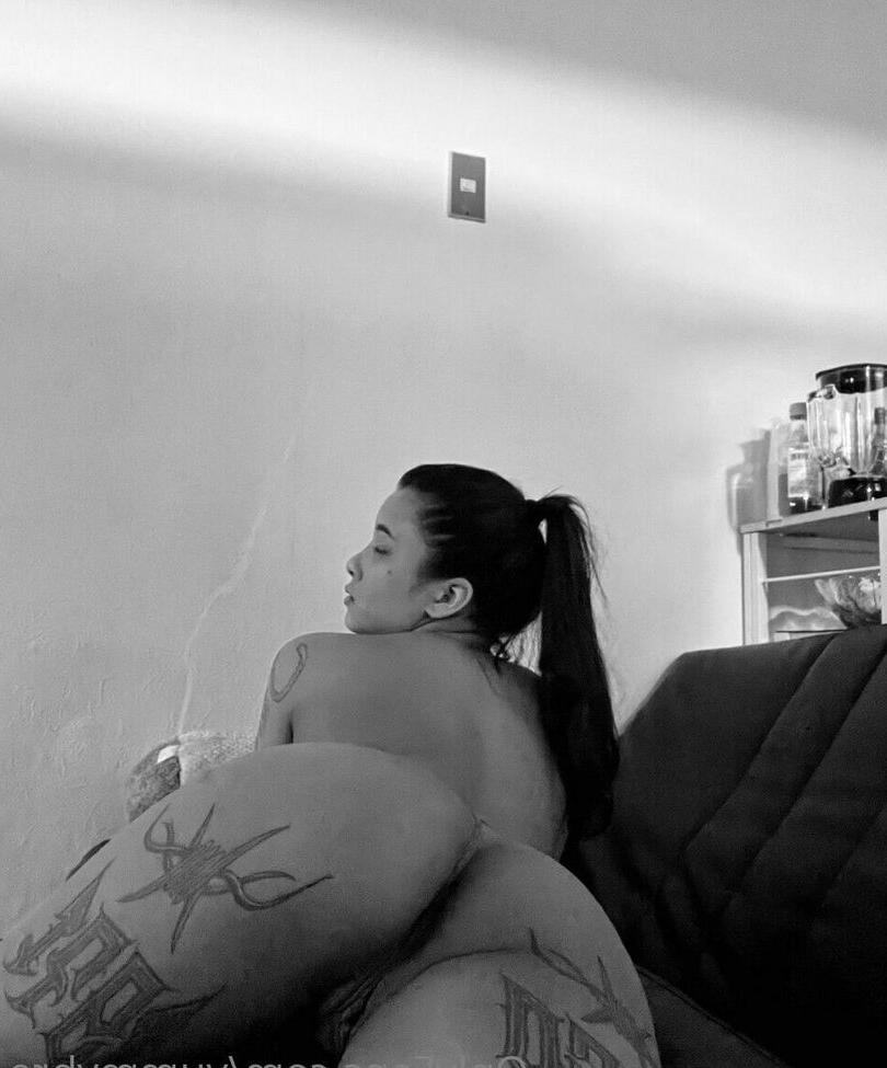 17P Yummy Chan nude