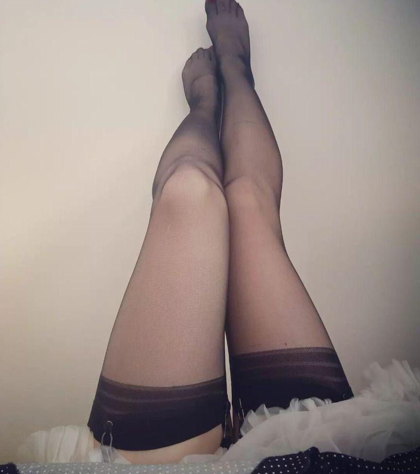 9P Mama_v_sukni nude
