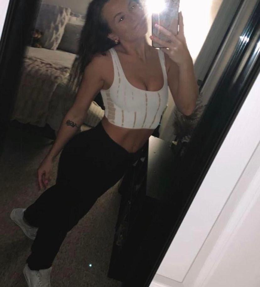 25P Madisyn Hunt nude