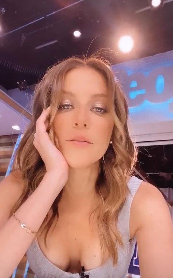 25P Kay Adams nude