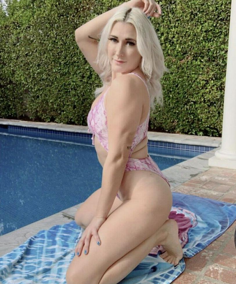 25P Heather Monroe nude